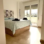 Palmeras House, 10min Walk