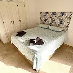 Palmeras House, 10min Walk Benalmádena
